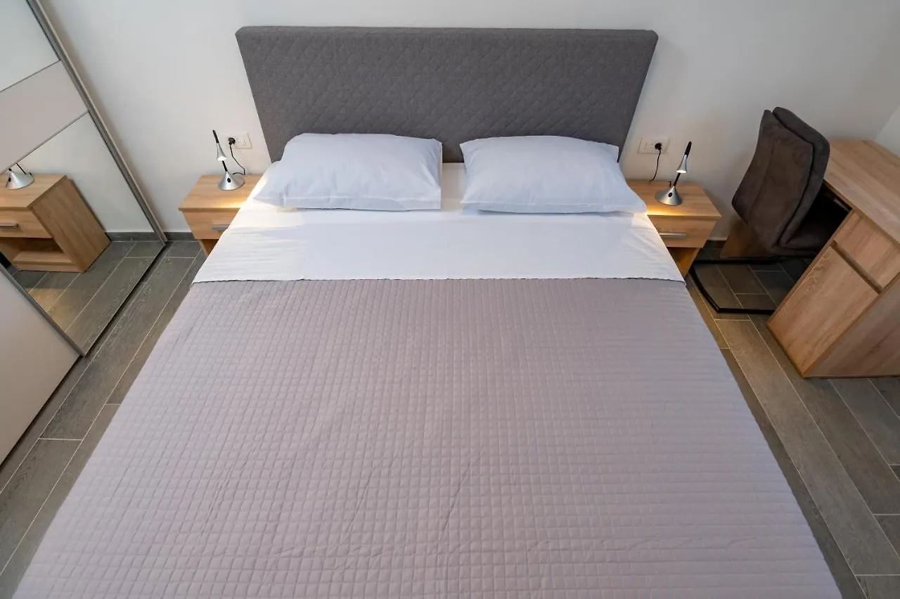 Holiday House Sara With Heated Pool Privlaka  0*, Privlaka (Zadar) Kroatien