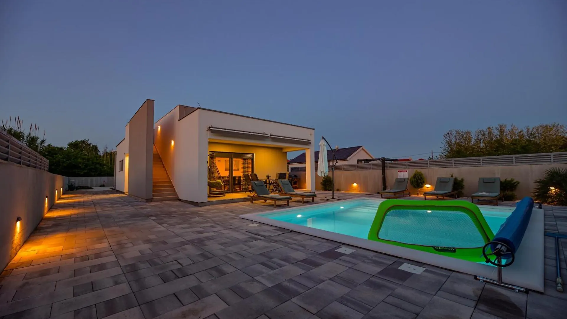 Holiday House Sara With Heated Pool Privlaka  0*, Privlaka (Zadar)