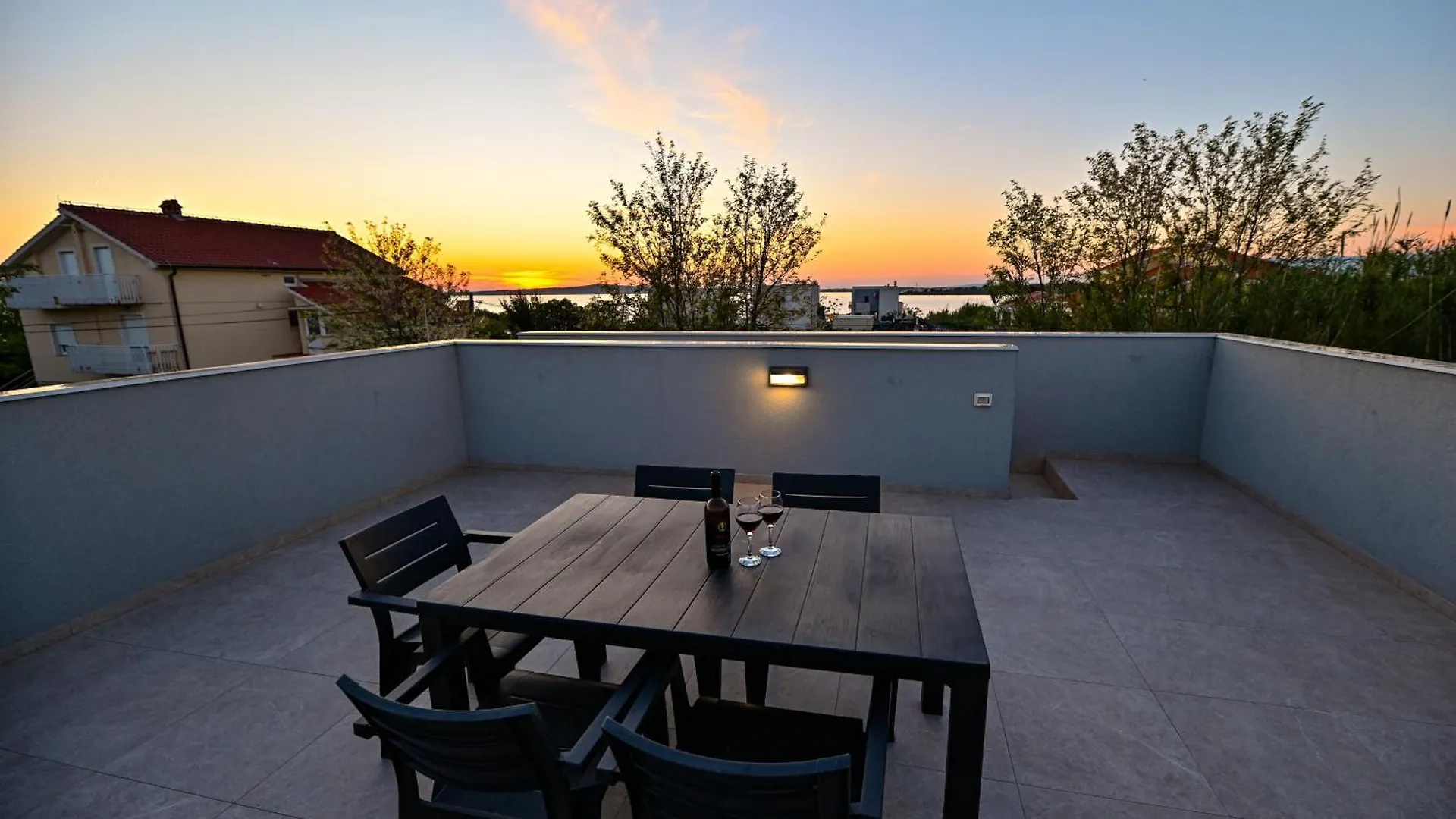 Holiday House Sara With Heated Pool Privlaka  Privlaka (Zadar)