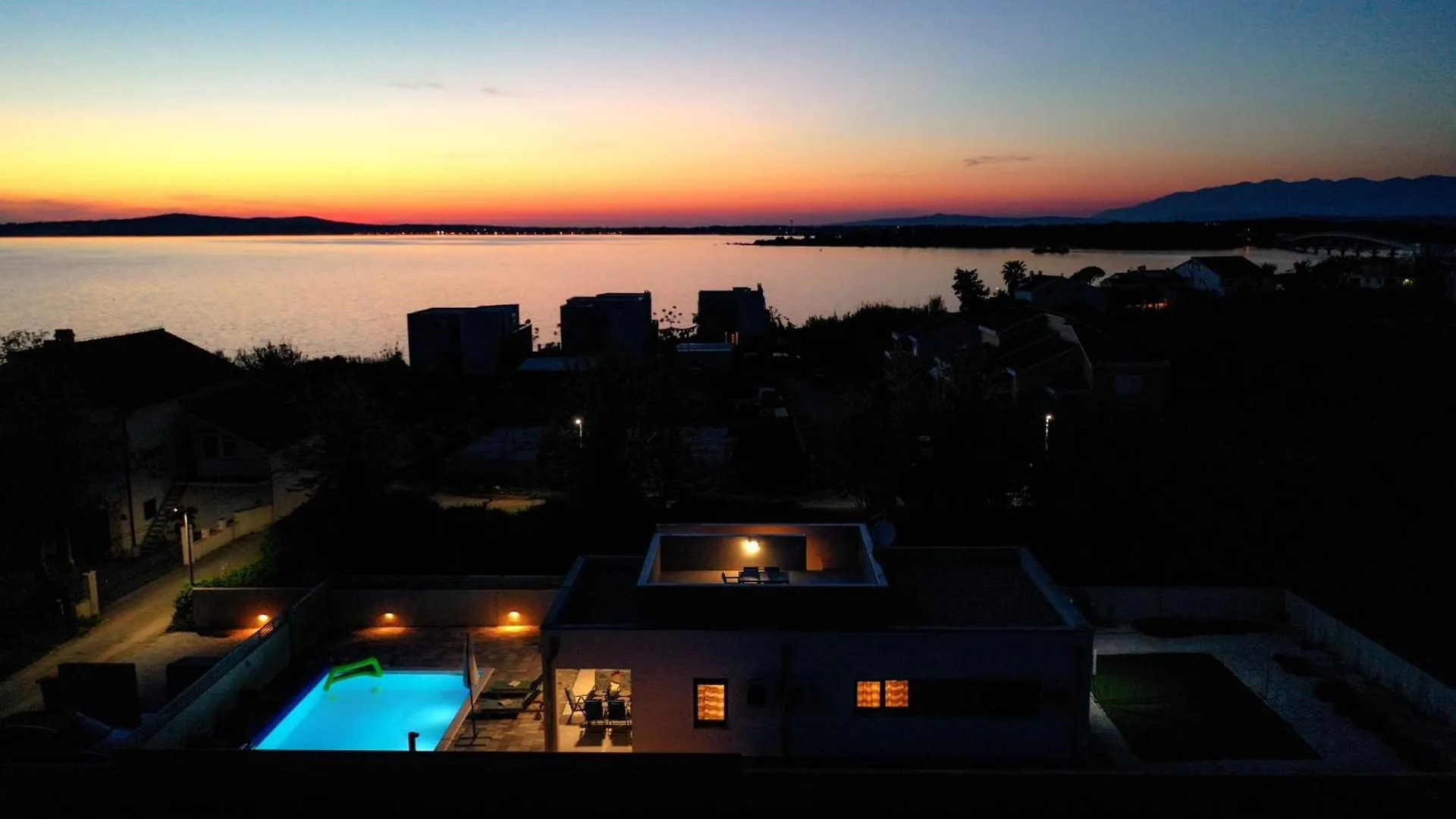 Holiday House Sara With Heated Pool Privlaka  0*, Privlaka (Zadar)